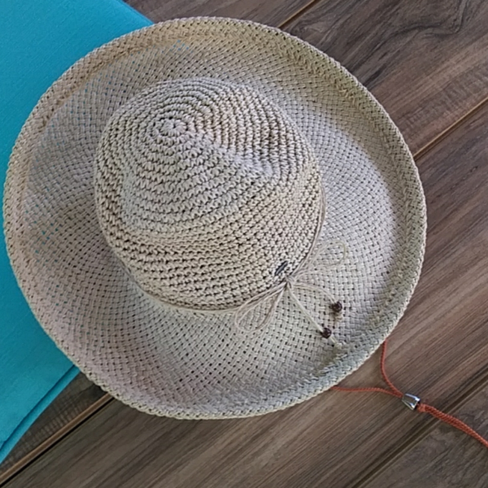 Packable Sun Hat with strap